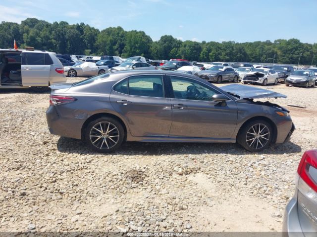 Car Image 2023 TOYOTA CAMRY
