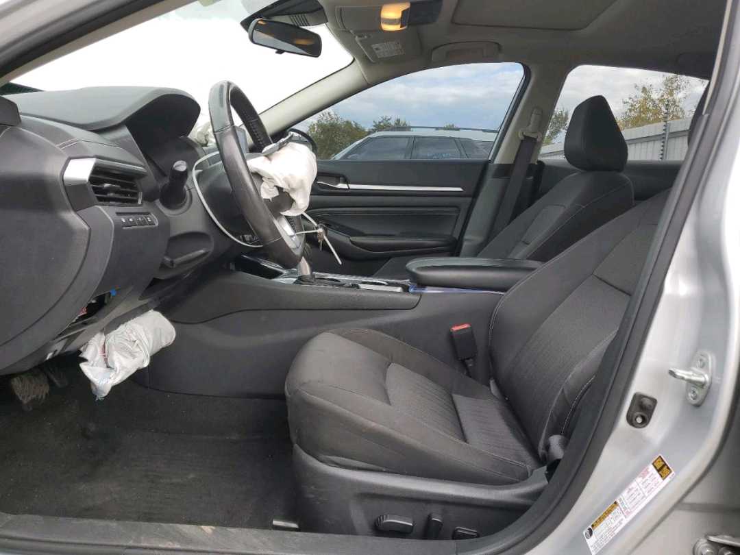 Car Image 2022 NISSAN ALTIMA