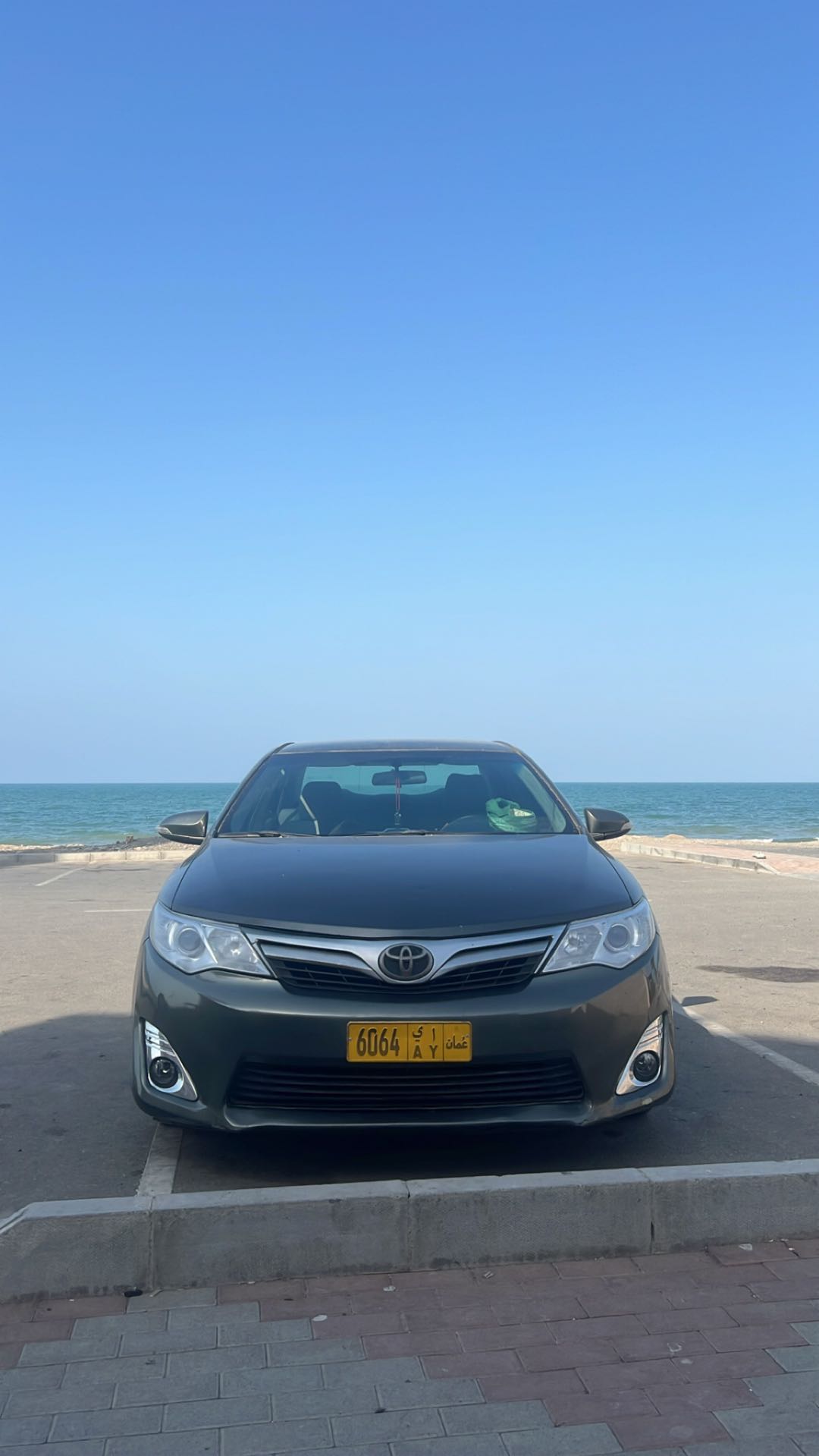 Car Image 2012 TOYOTA CAMRY LE