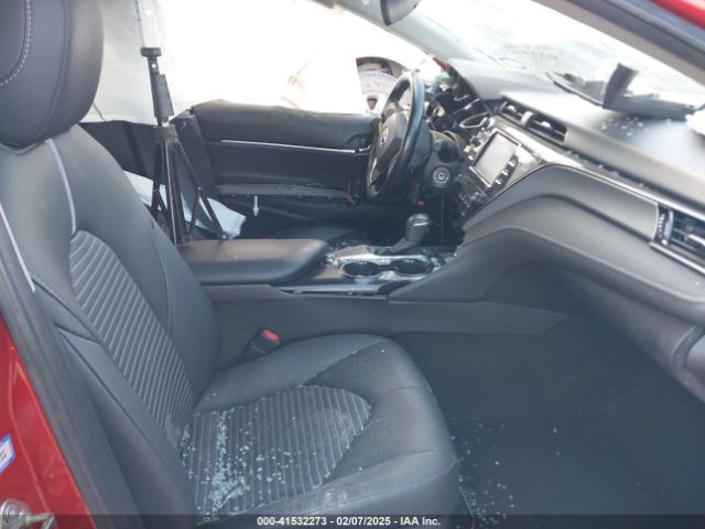 Car Image 2019 TOYOTA CAMRY