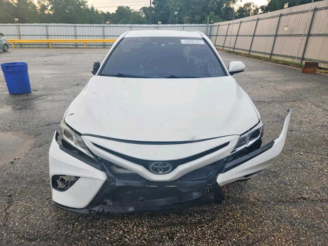 TOYOTA CAMRY SE 2020