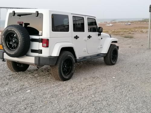 Car Image 2018 JEEP WRANGLER JK