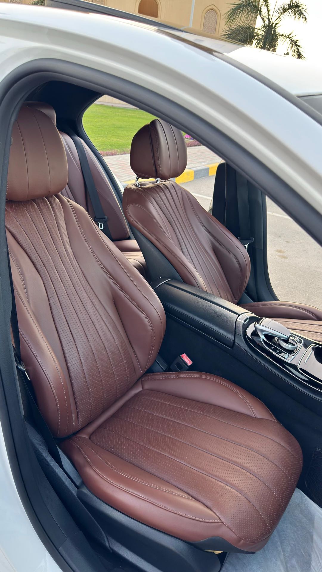 Car Image 2017 MERCEDES E Class 300