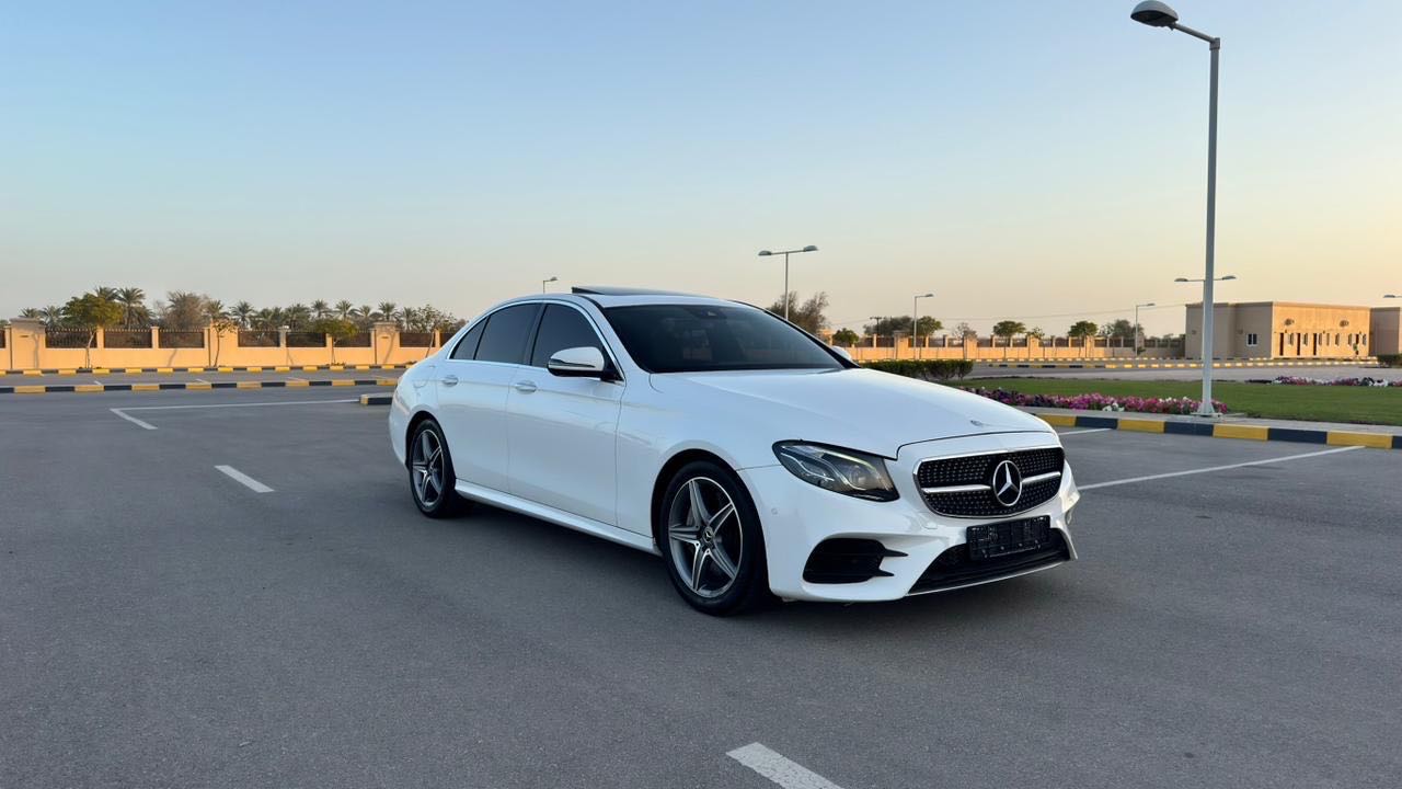 Car Image 2017 MERCEDES E Class 300