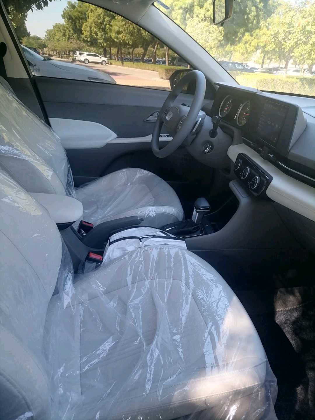 HYUNDAI ACCENT 2025