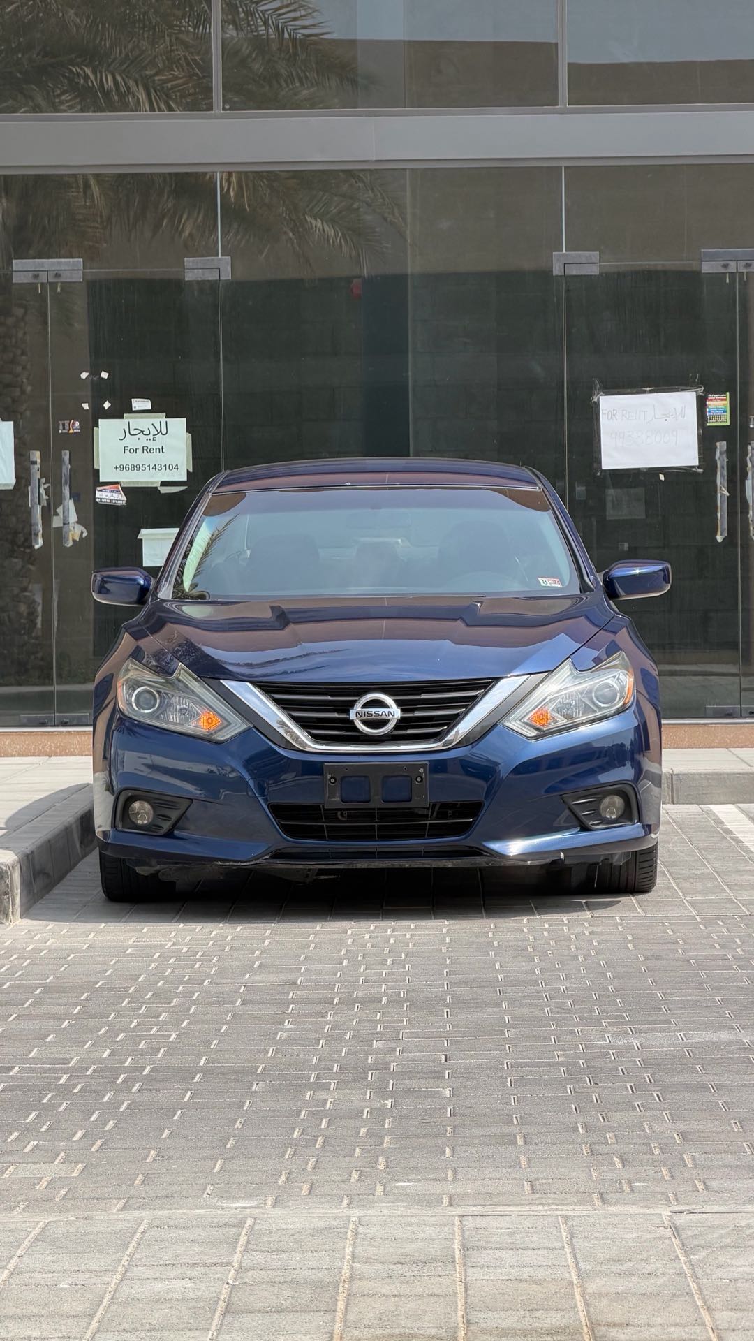 Car Image 2017 NISSAN ALTIMA SR
