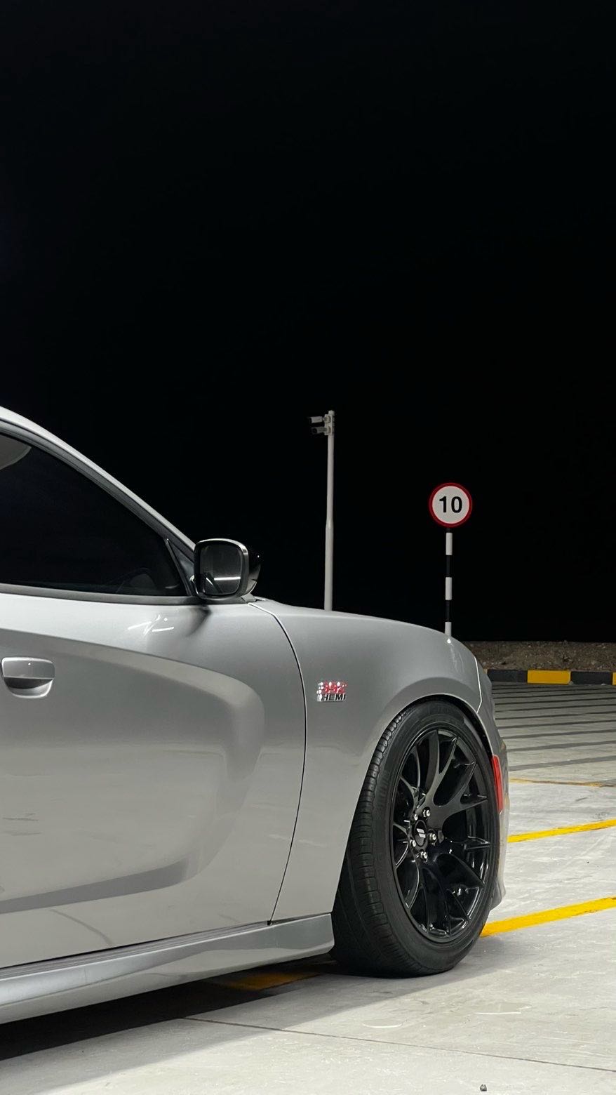 Car Image 2018 DODGE CHARGER R/T