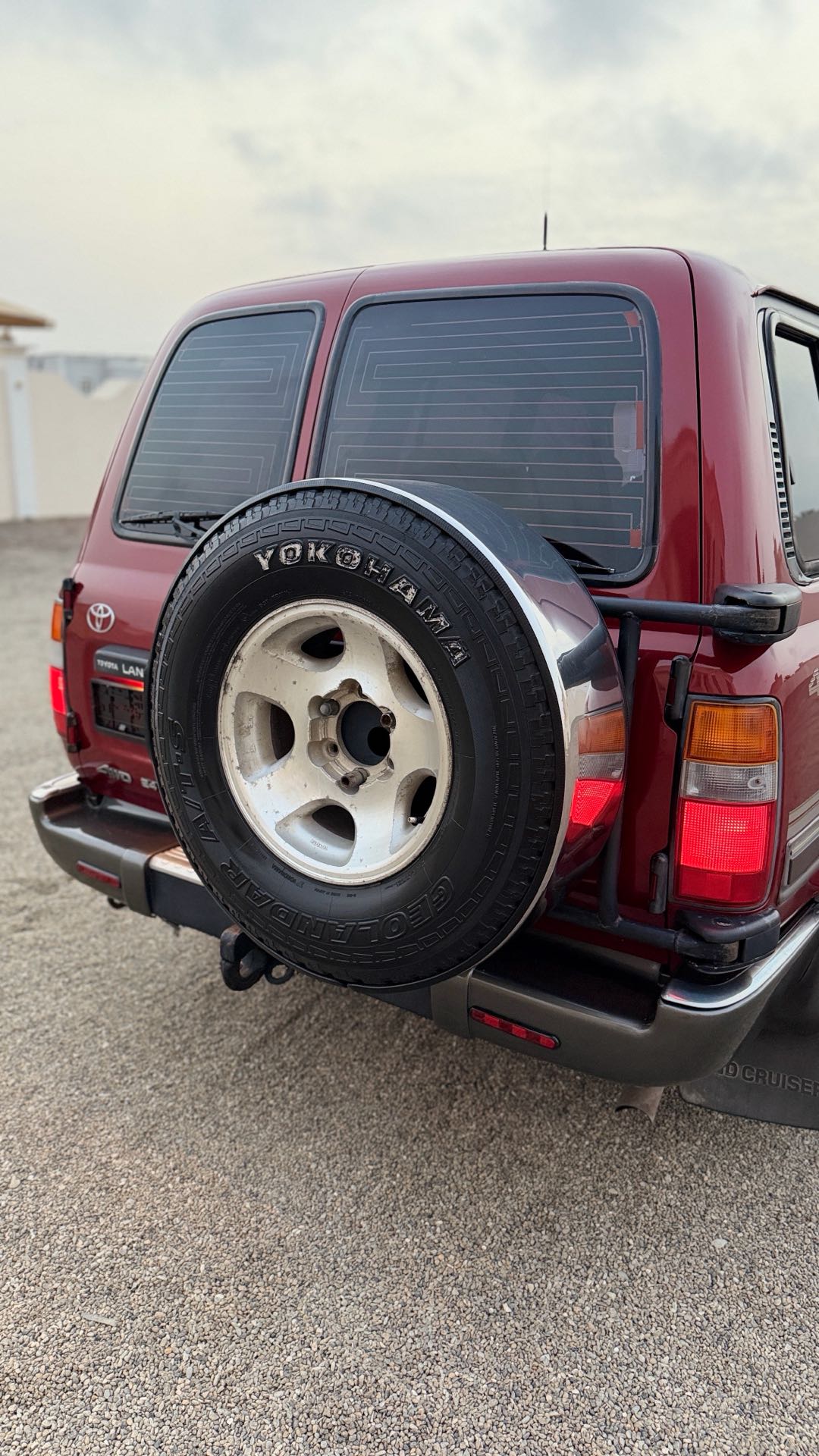 Car Image 1993 TOYOTA LAND CRUISER VX.R