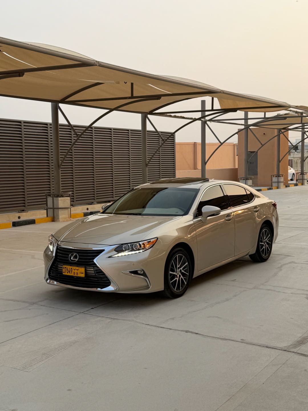 Car Image 2016 LEXUS ES 350