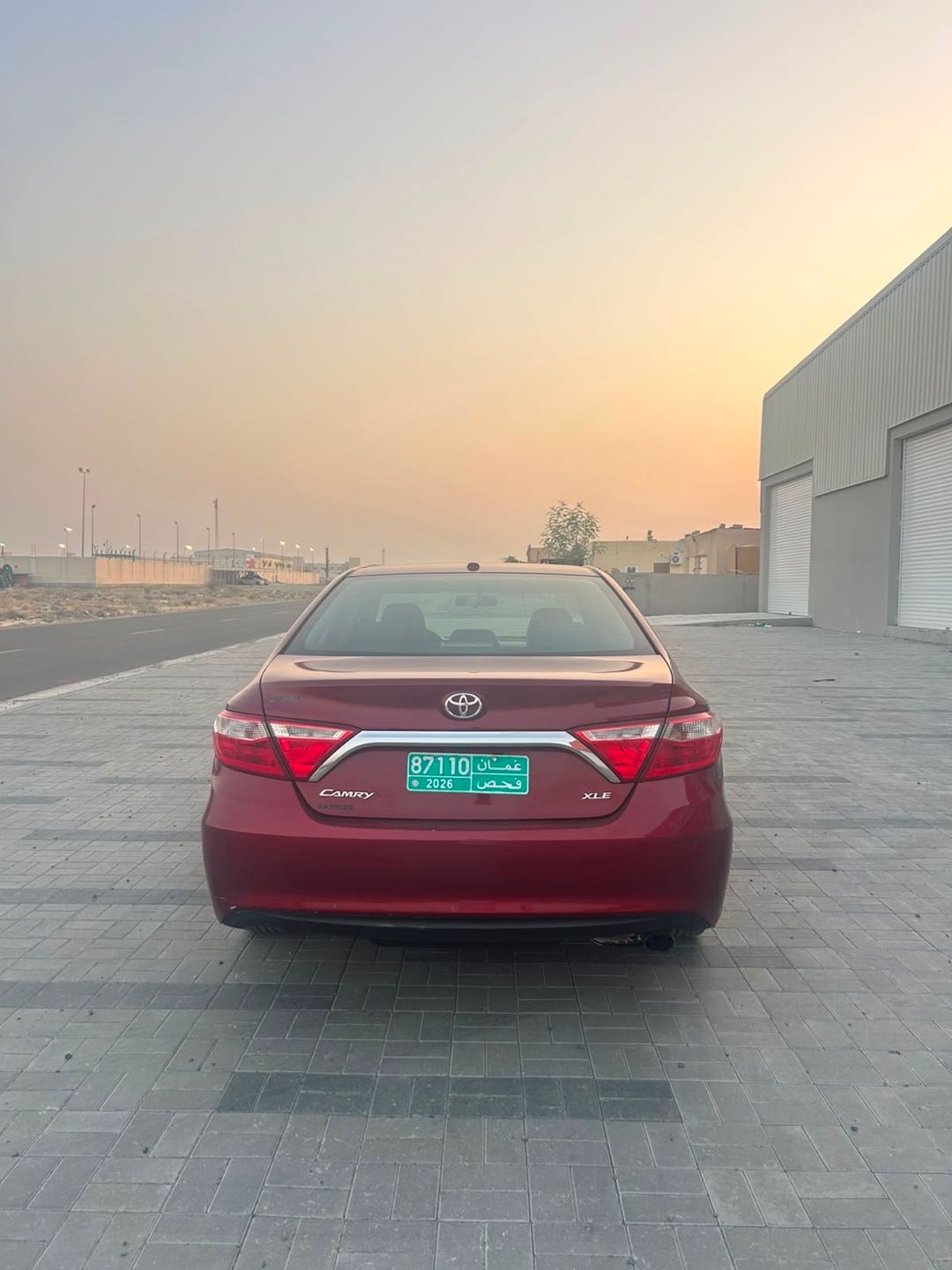 Car Image 2017 TOYOTA CAMRY XLE
