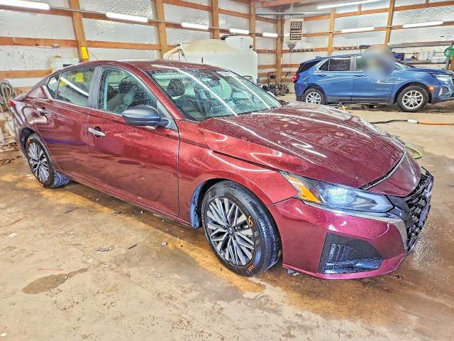 NISSAN ALTIMA SV 2025