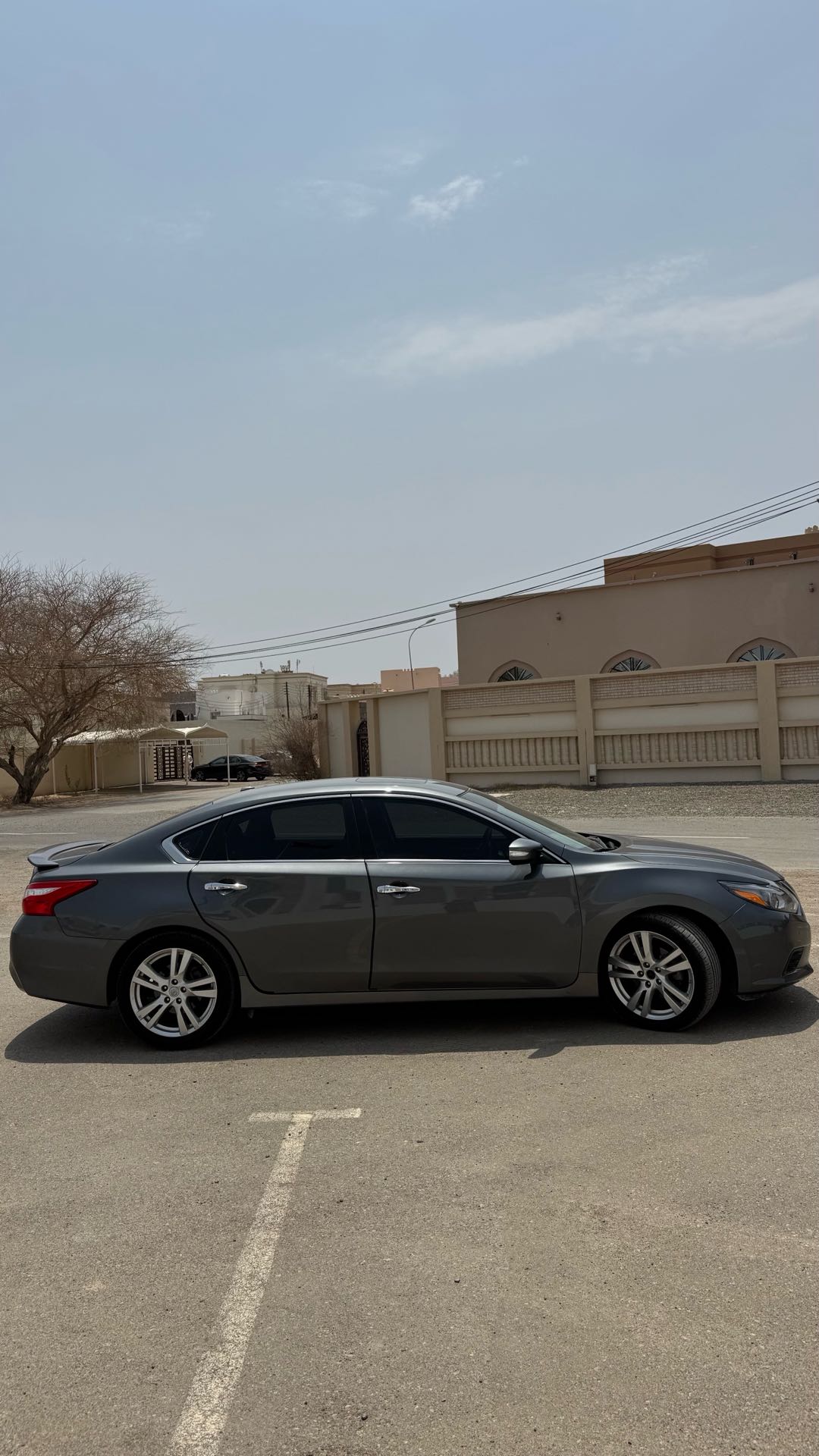 Car Image 2017 NISSAN ALTIMA SL