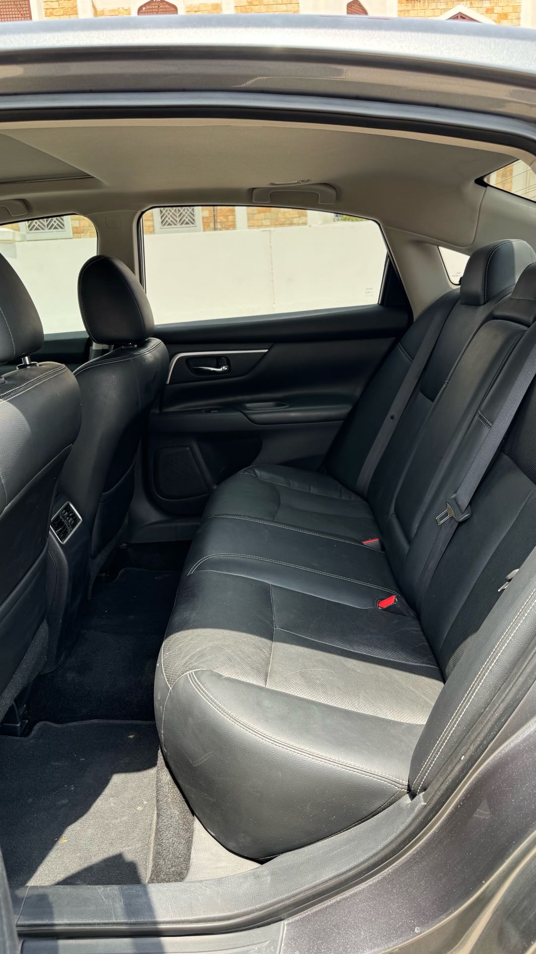 Car Image 2017 NISSAN ALTIMA SL