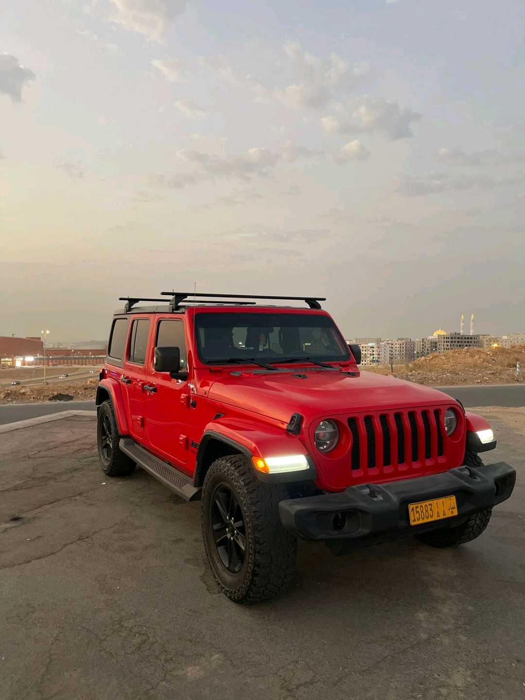 Car Image 2019 JEEP WRANGLER Sport