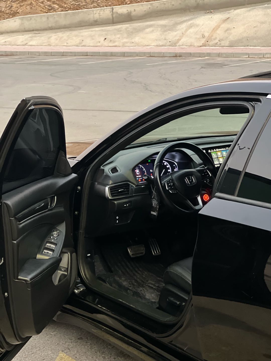 Car Image 2019 HONDA ACCORD SPORT