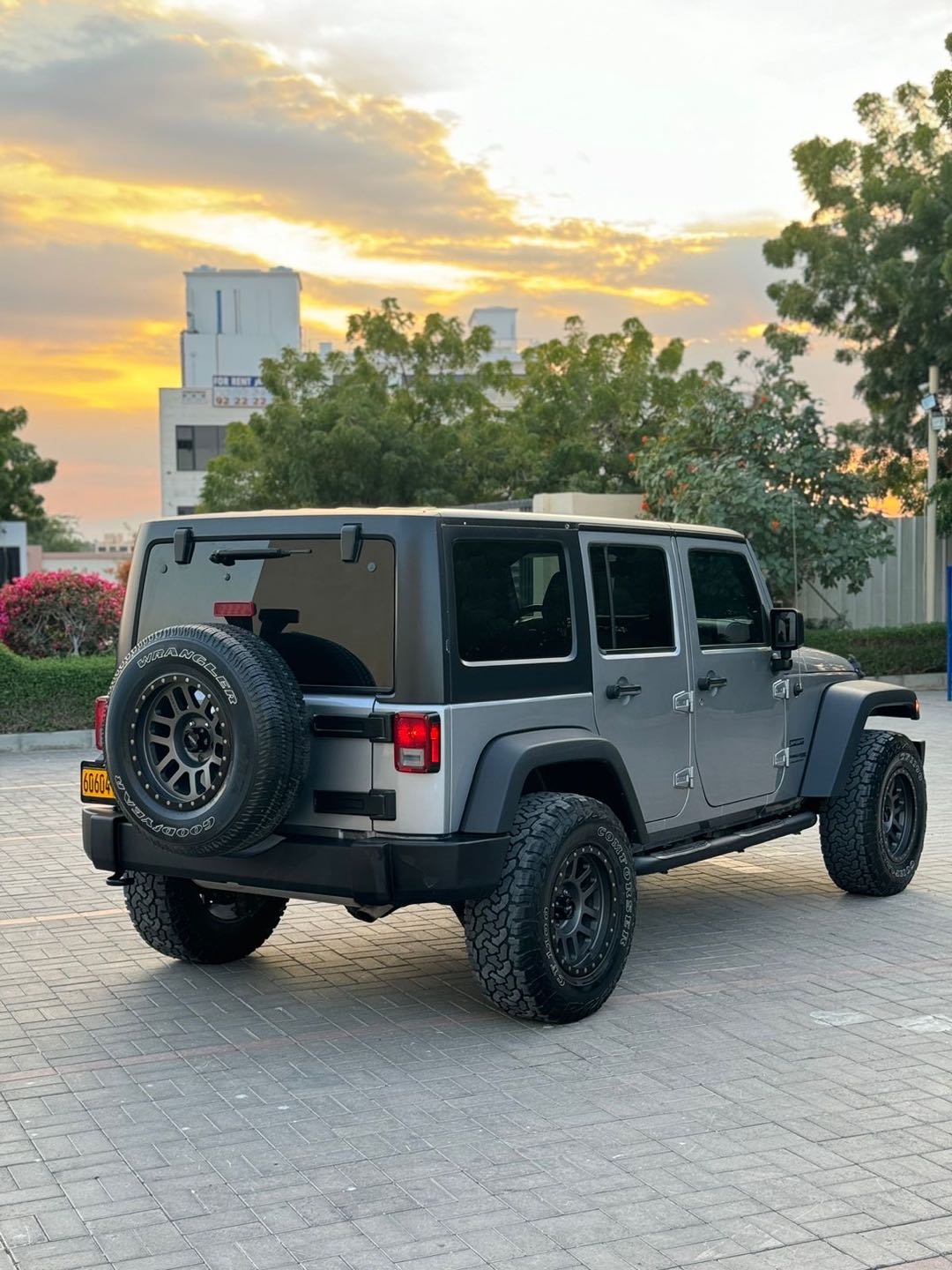 Car Image 2018 JEEP WRANGLER Sport