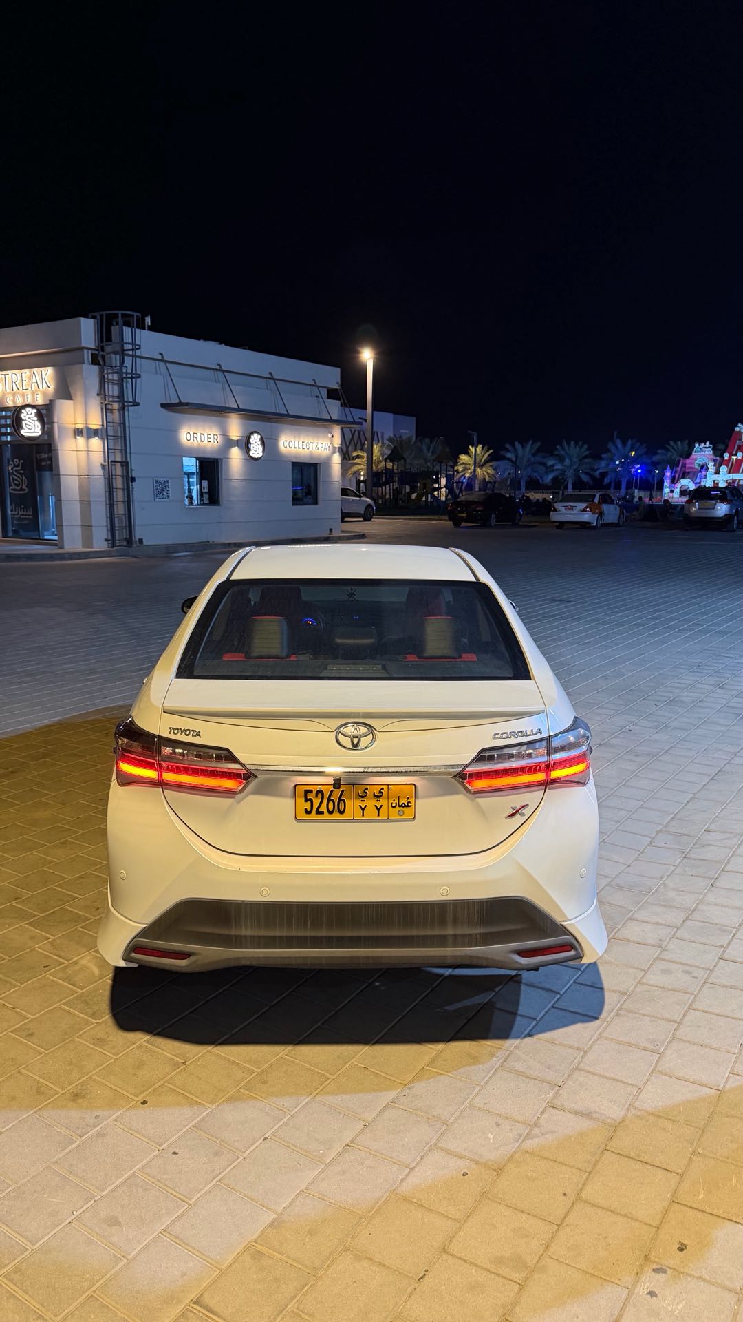 Car Image 2018 TOYOTA COROLLA ☓
