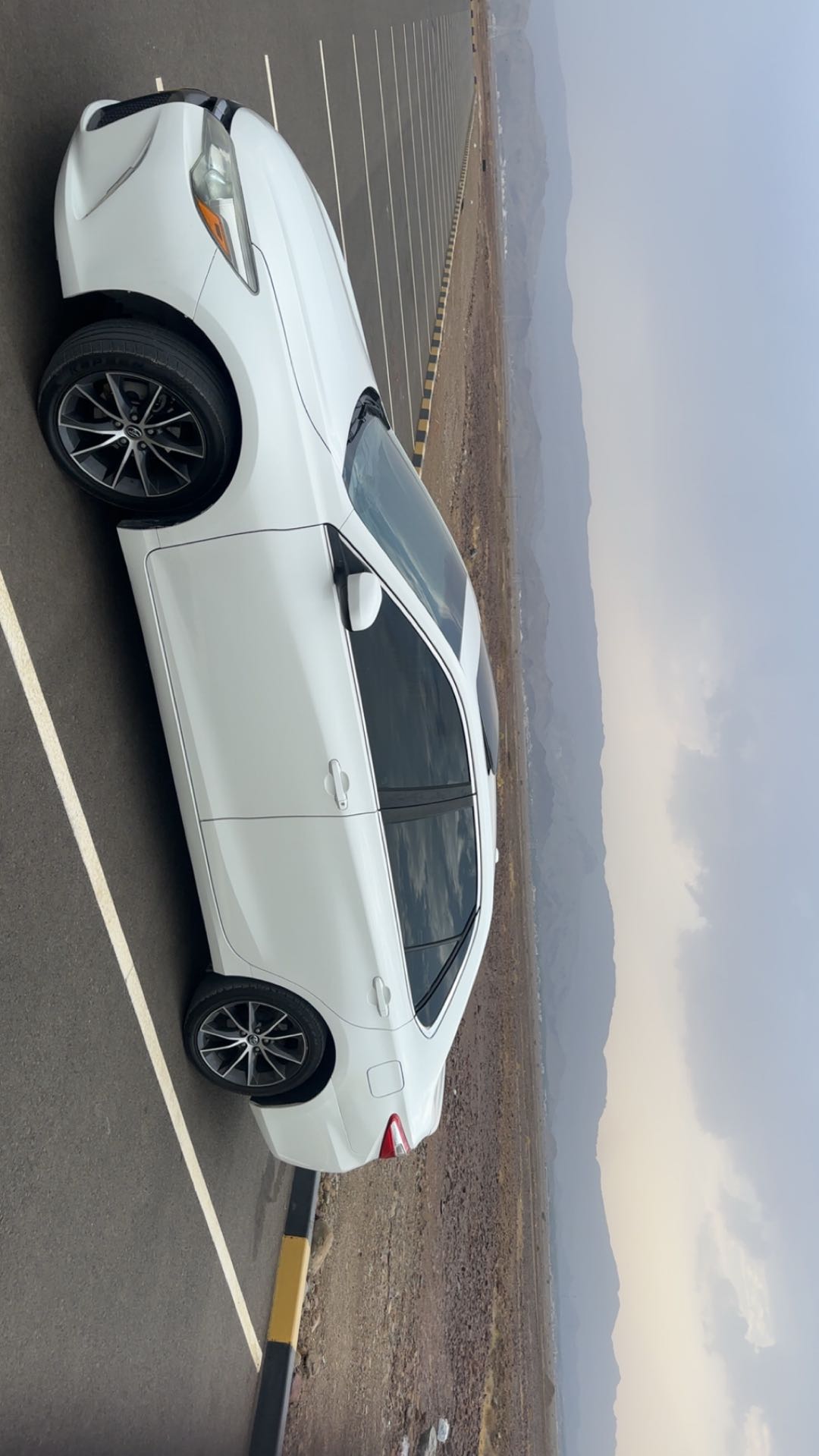 Car Image 2015 TOYOTA CAMRY XSE