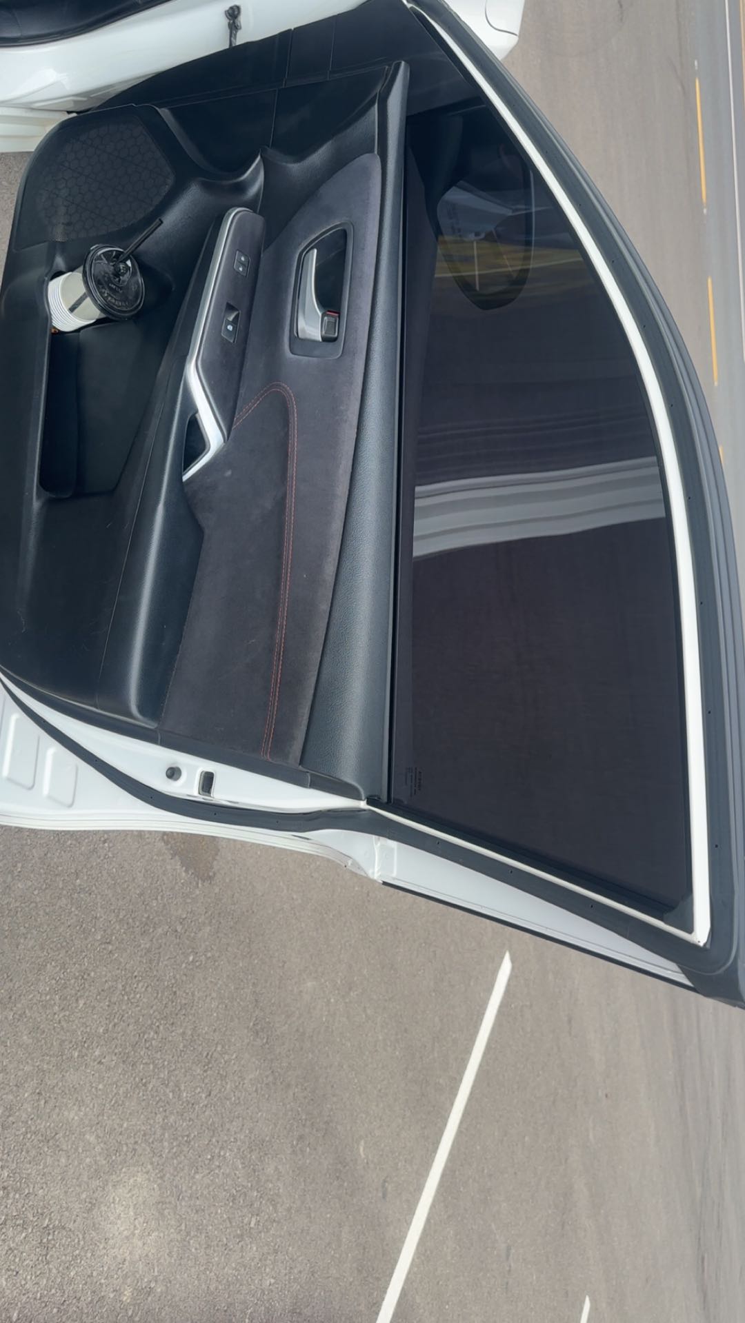 Car Image 2015 TOYOTA CAMRY XSE