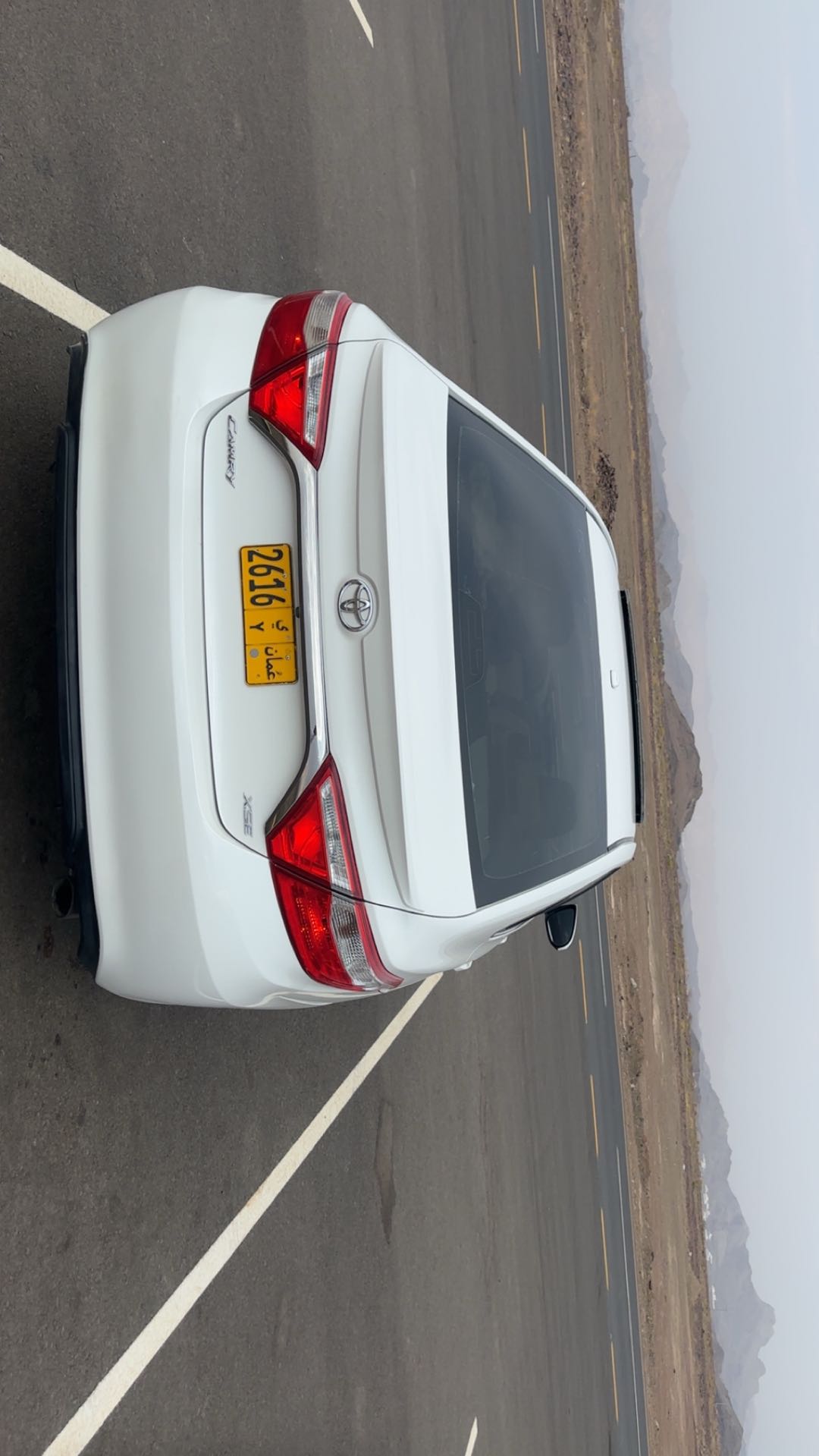 Car Image 2015 TOYOTA CAMRY XSE