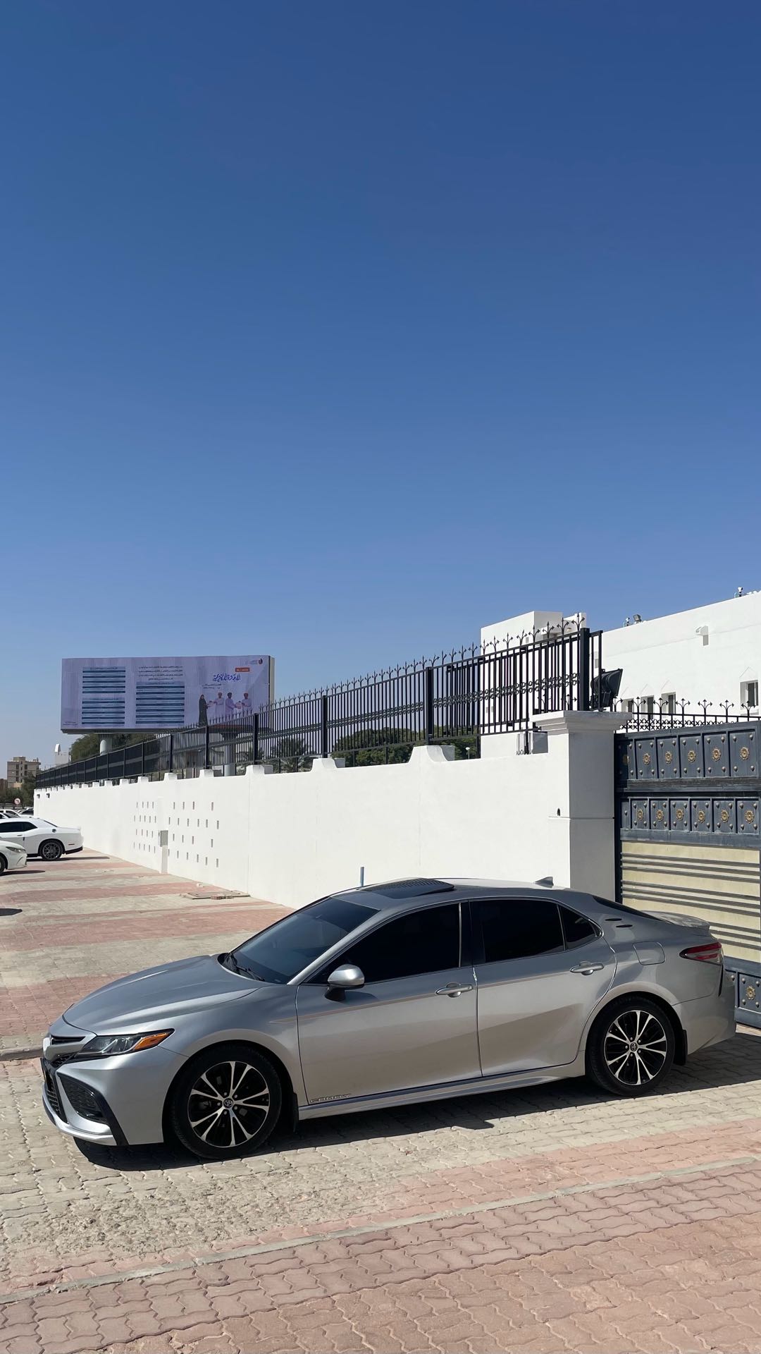 Car Image 2019 TOYOTA CAMRY SE