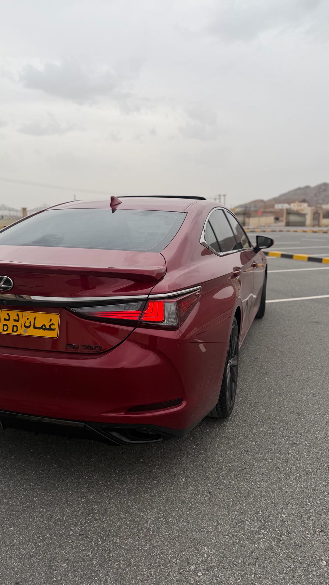 Car Image 2019 LEXUS ES F-sport