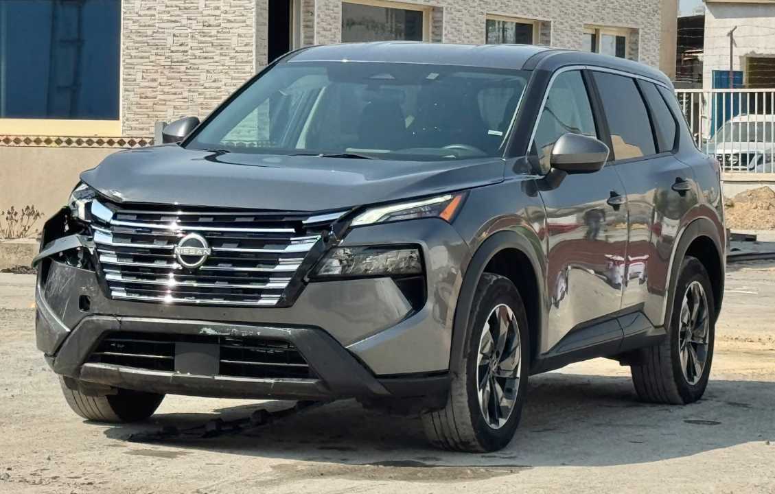 NISSAN ROGUE SV 2024