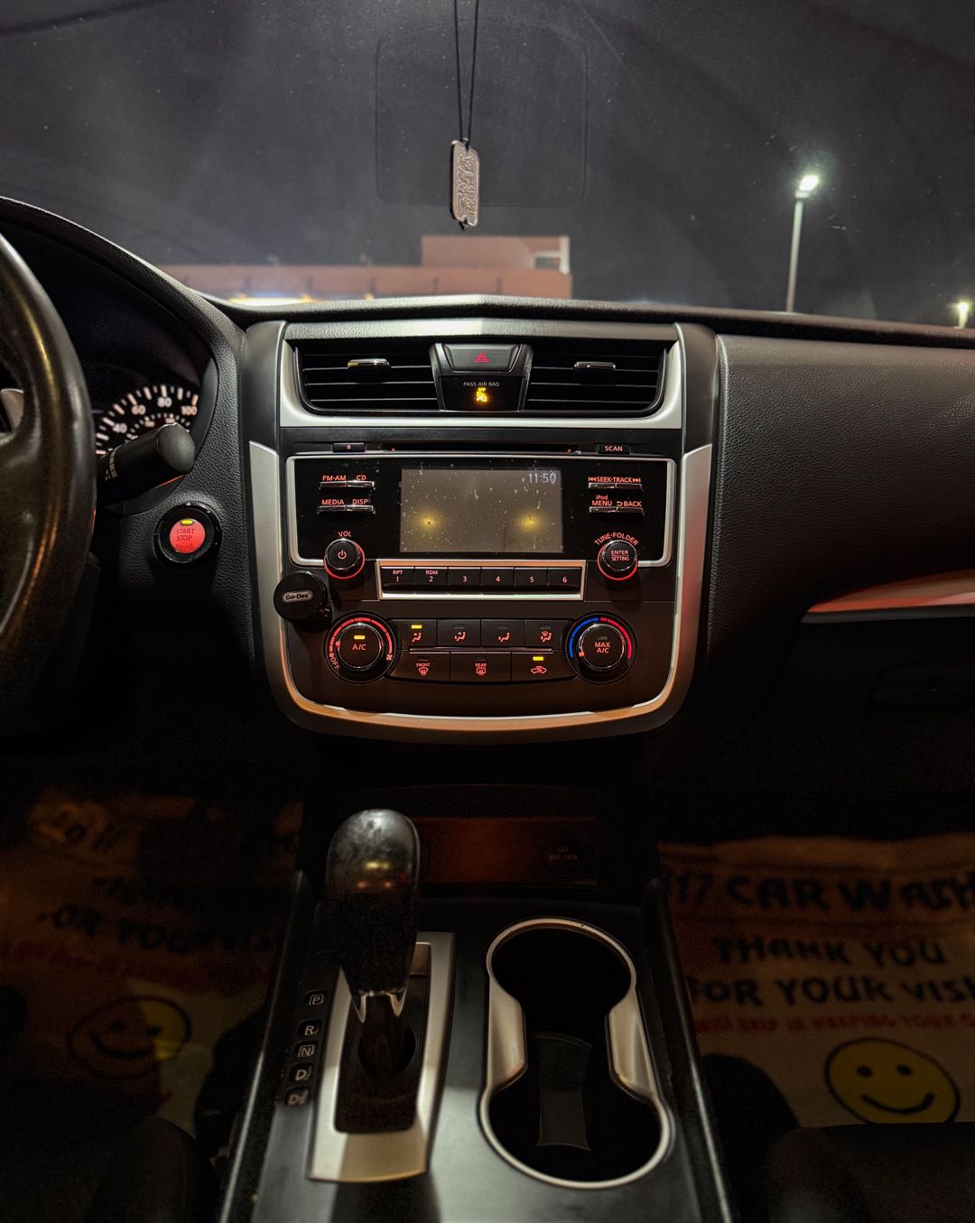 Car Image 2017 NISSAN ALTIMA SR