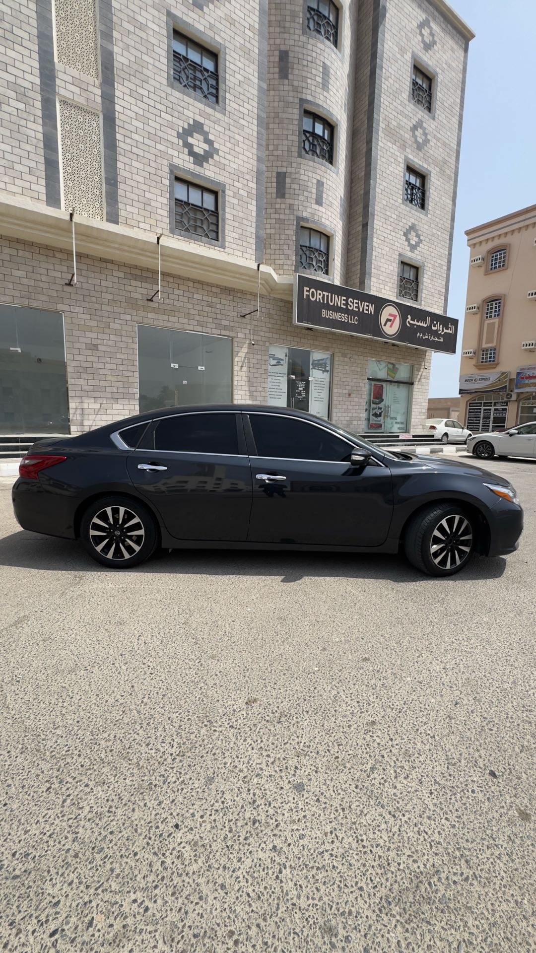 Car Image 2018 NISSAN ALTIMA SL
