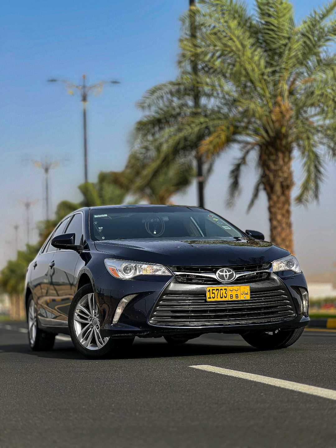 Car Image 2017 TOYOTA CAMRY LE