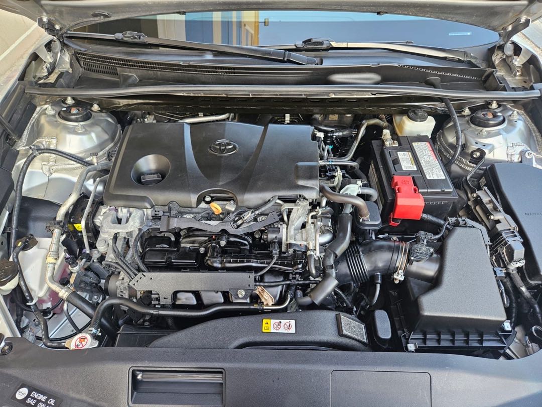 Car Image 2019 TOYOTA CAMRY LE