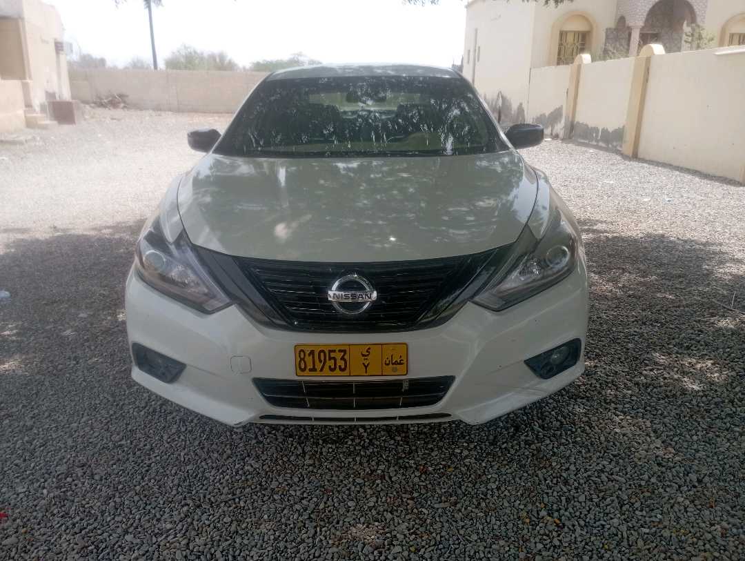 Car Image 2018 NISSAN ALTIMA SL