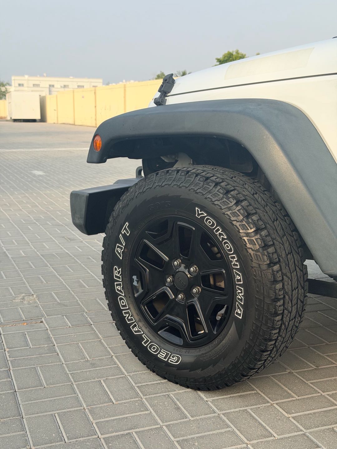 Car Image 2015 JEEP WRANGLER Willys