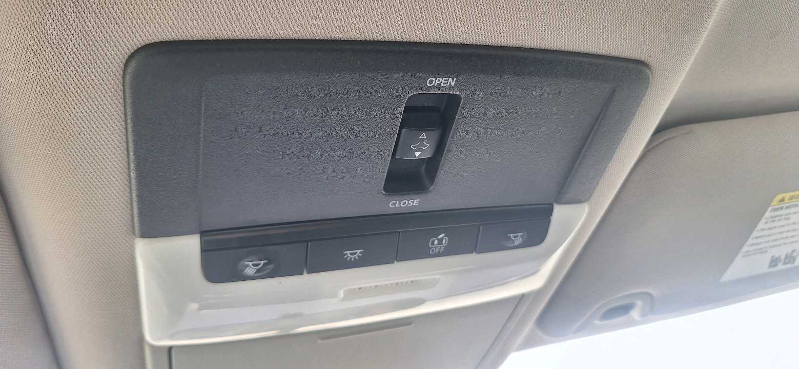 Car Image 2020 NISSAN ALTIMA SR