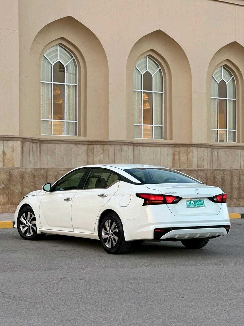 Car Image 2019 NISSAN ALTIMA S