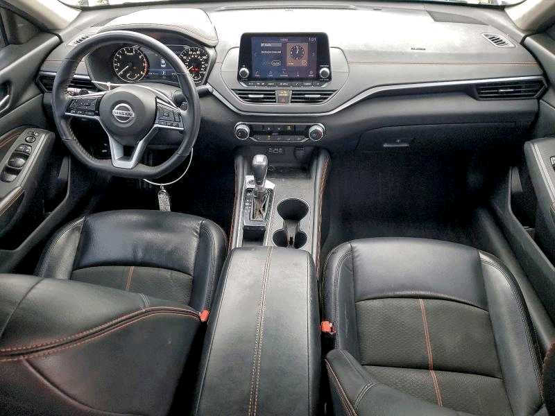 Car Image 2019 NISSAN ALTIMA SR