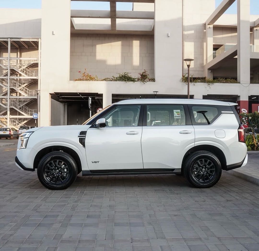 LAND ROVER DEFENDER 2025