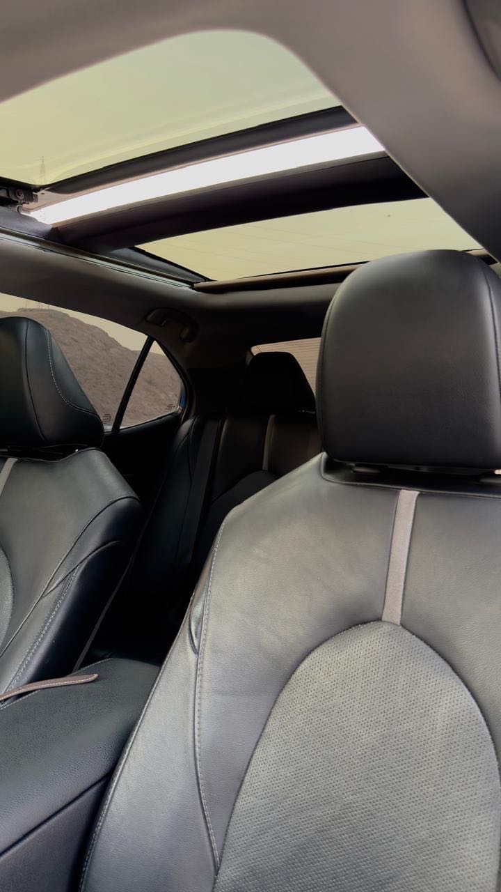 Car Image 2020 TOYOTA CAMRY XSE