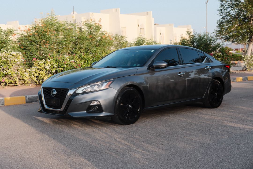Car Image 2019 NISSAN ALTIMA SL