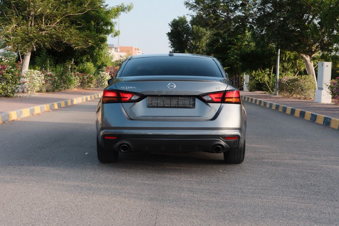 Car Image 2019 NISSAN ALTIMA SL