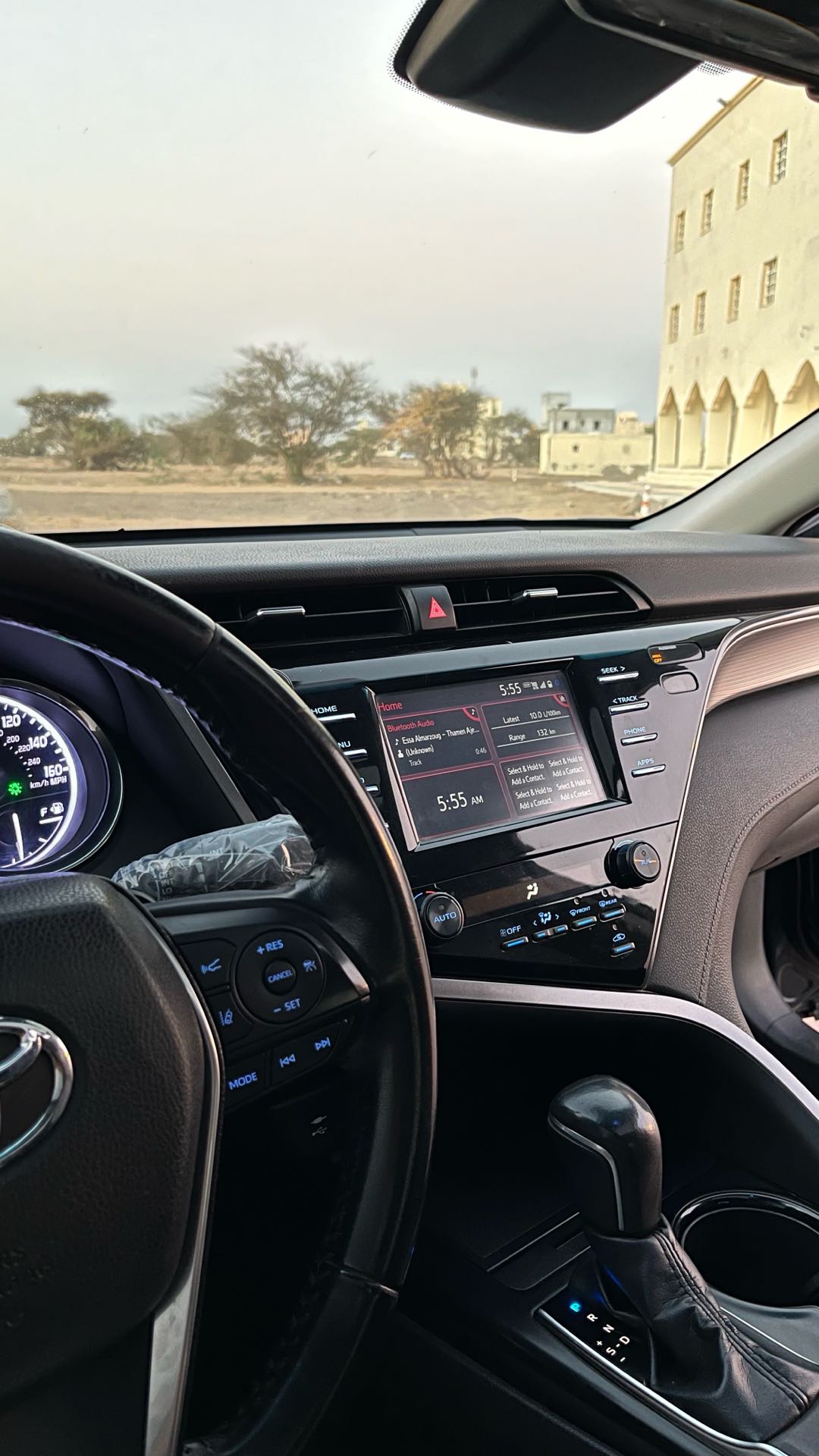 Car Image 2019 TOYOTA CAMRY SE