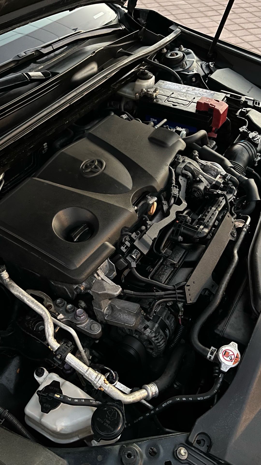 Car Image 2019 TOYOTA CAMRY SE