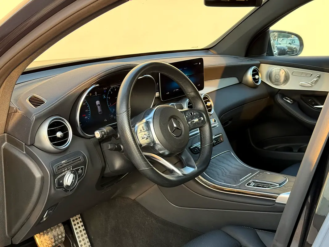 Car Image 2023 MERCEDES GLC CLASS 