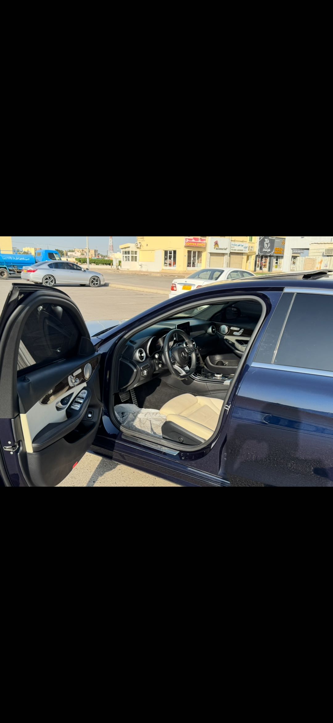 Car Image 2018 MERCEDES C Class 300