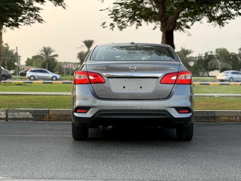Car Image 2017 NISSAN SENTRA SR