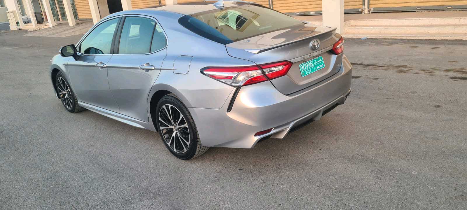 Car Image 2020 TOYOTA CAMRY SE