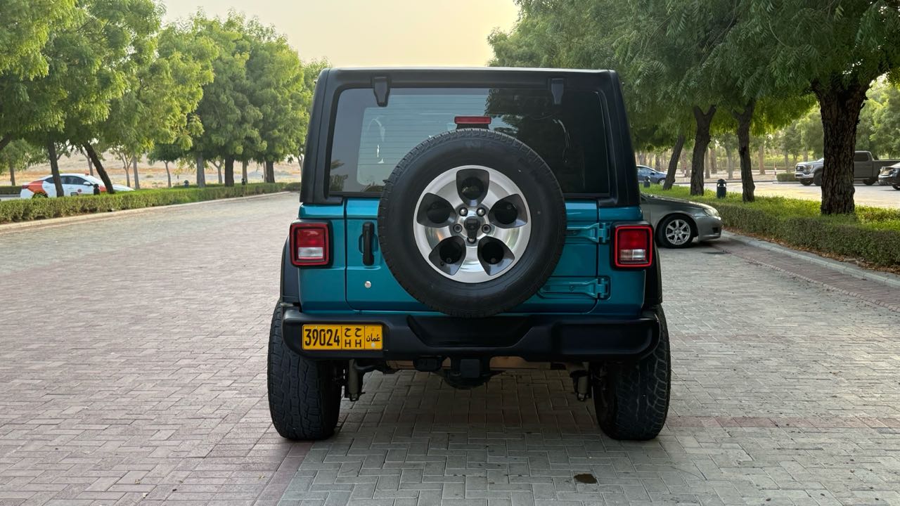 Car Image 2019 JEEP WRANGLER Sport S