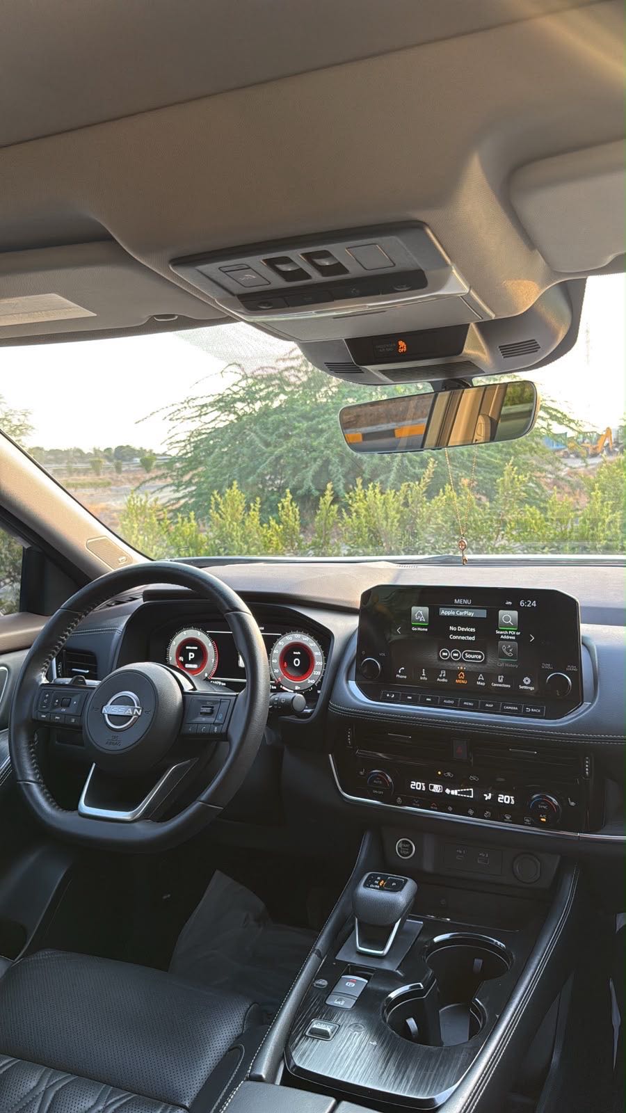 Car Image 2023 NISSAN ROGUE Platinum