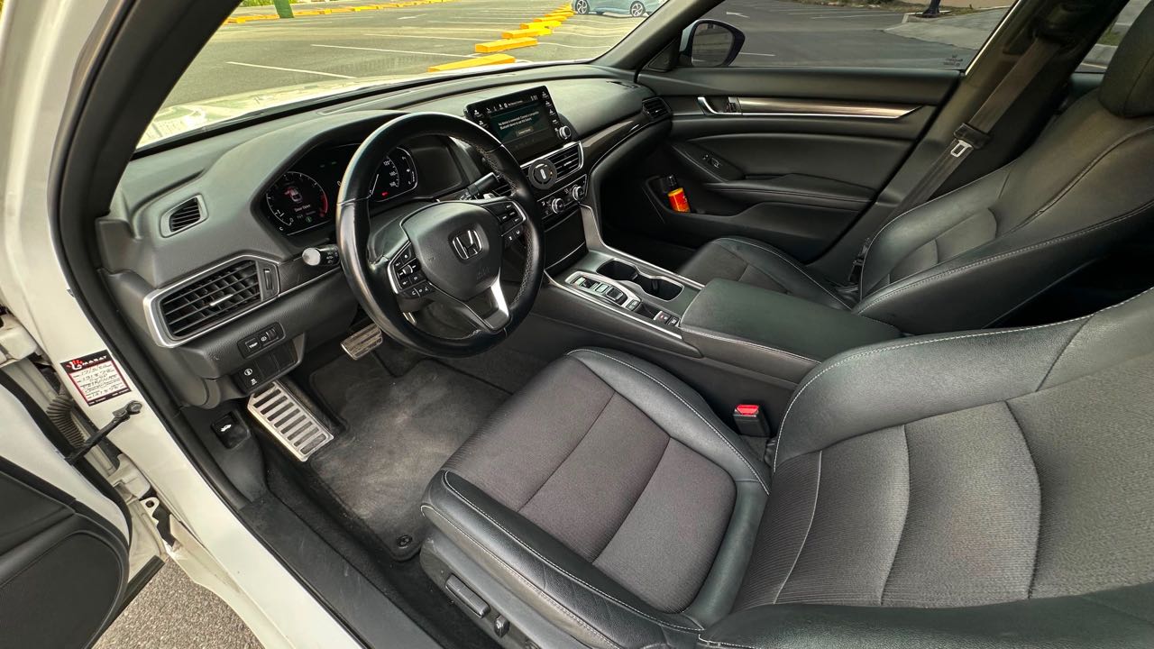Car Image 2019 HONDA ACCORD SPORT