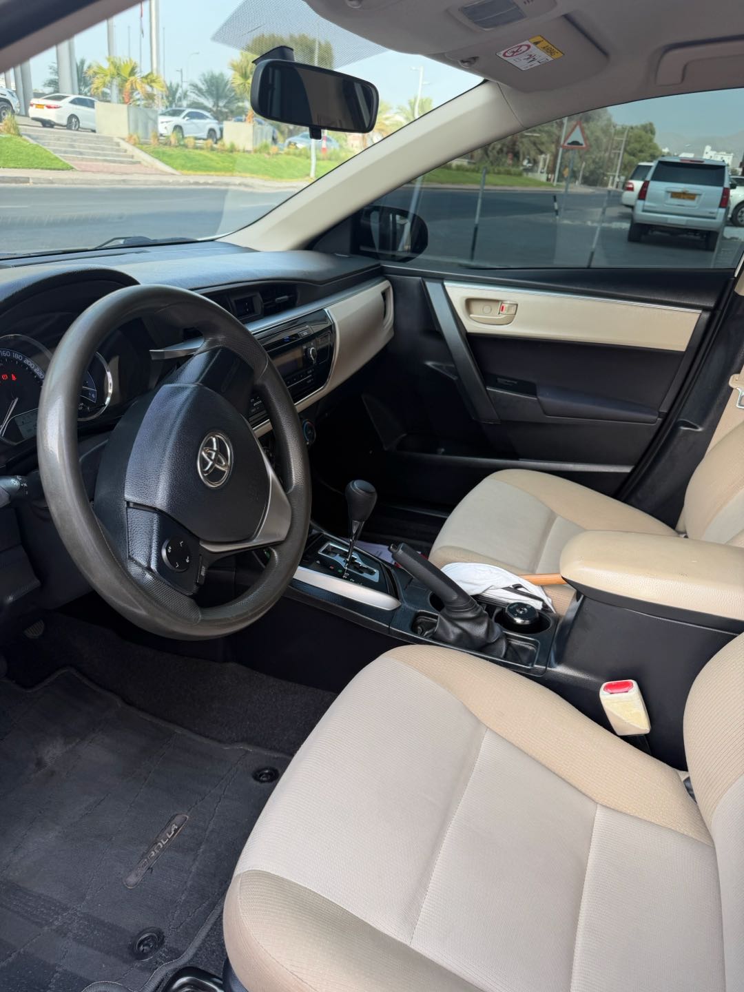 Car Image 2015 TOYOTA COROLLA XLI